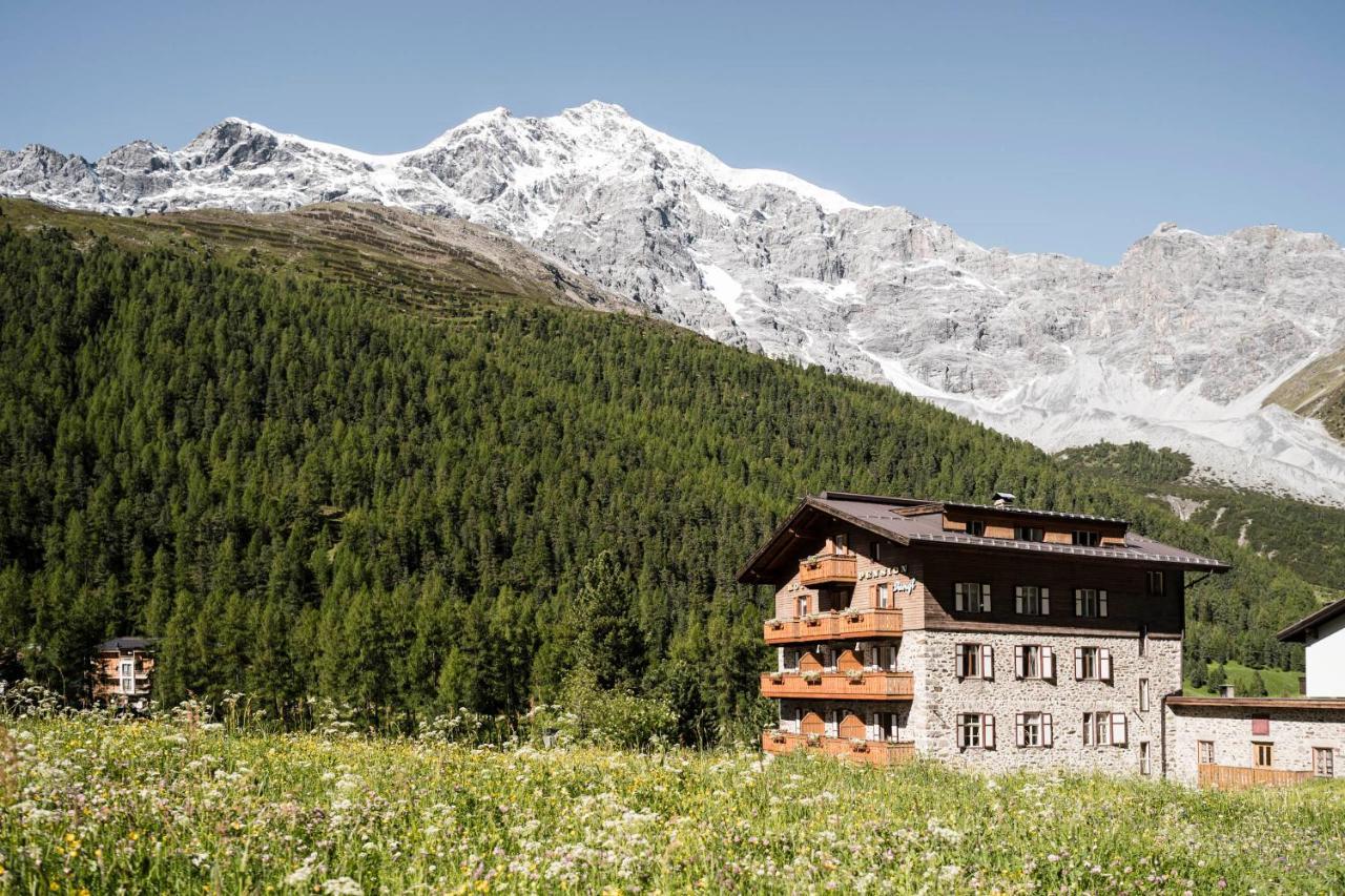 سولدا Glacier Rock Guesthouse المظهر الخارجي الصورة
