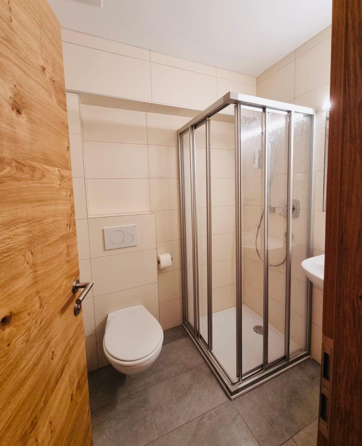 سولدا Glacier Rock Guesthouse المظهر الخارجي الصورة